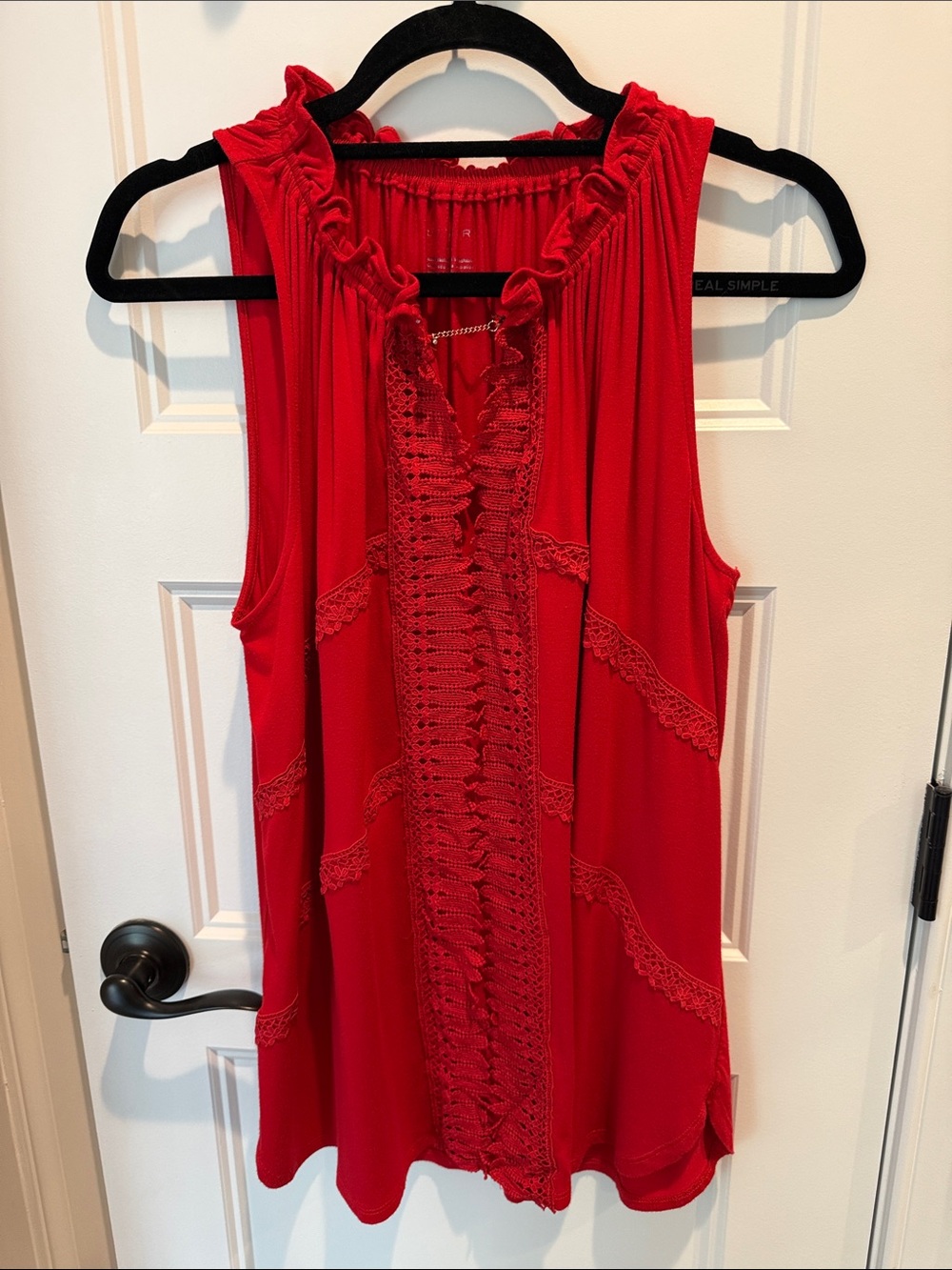 Ellie Tahari- Red Sleeveless Ruffle & Lace Trim Women's Top (XL)